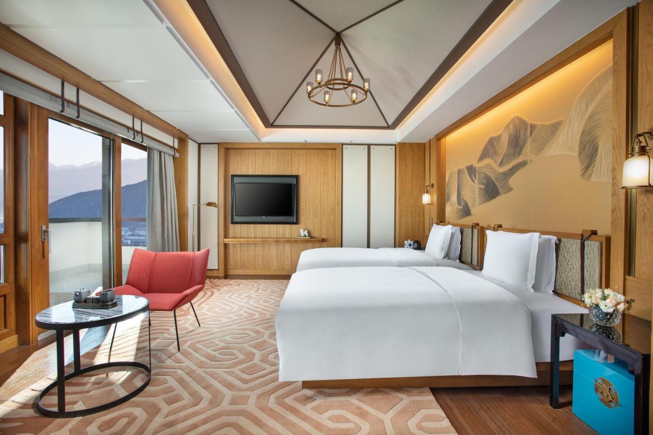 Hotel Indigo Diqing Moonlight City By Ihg Shangri-La Exterior foto